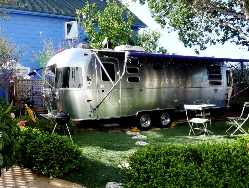 Metro Hotel & Cafe Petaluma