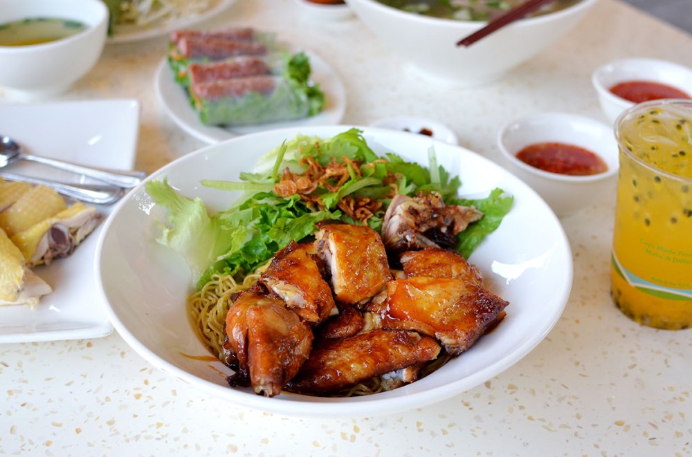 Mi Ga Roti Chicken with Dry Egg Noodle Pho Ha Noi San Jose