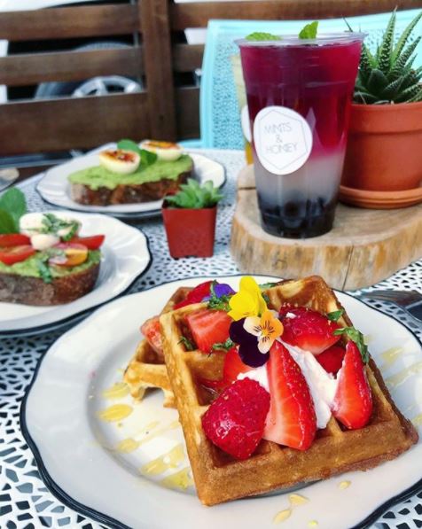 Buzz Favorites- Year 3: Mint and Honey